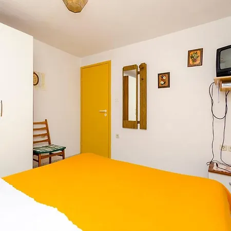 Marijana Apartman *
